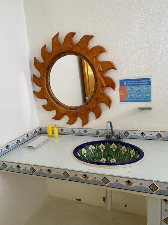 טפוזטלן Hostal Villa Quieta מראה חיצוני תמונה