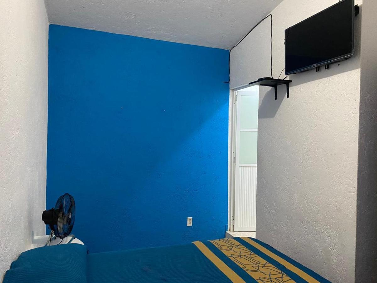טפוזטלן Hostal Villa Quieta מראה חיצוני תמונה