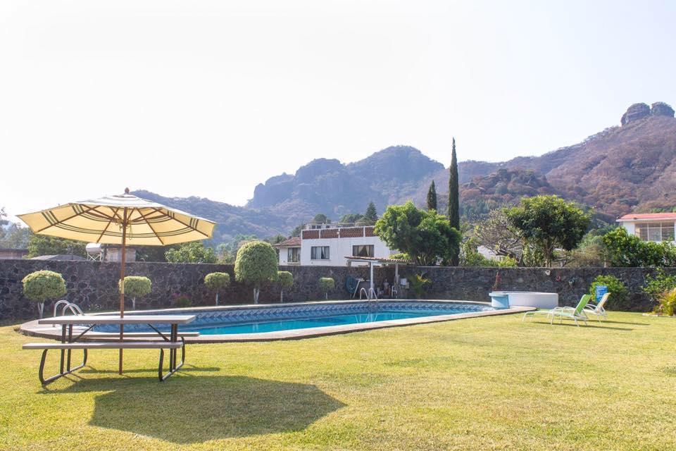 טפוזטלן Hostal Villa Quieta מראה חיצוני תמונה